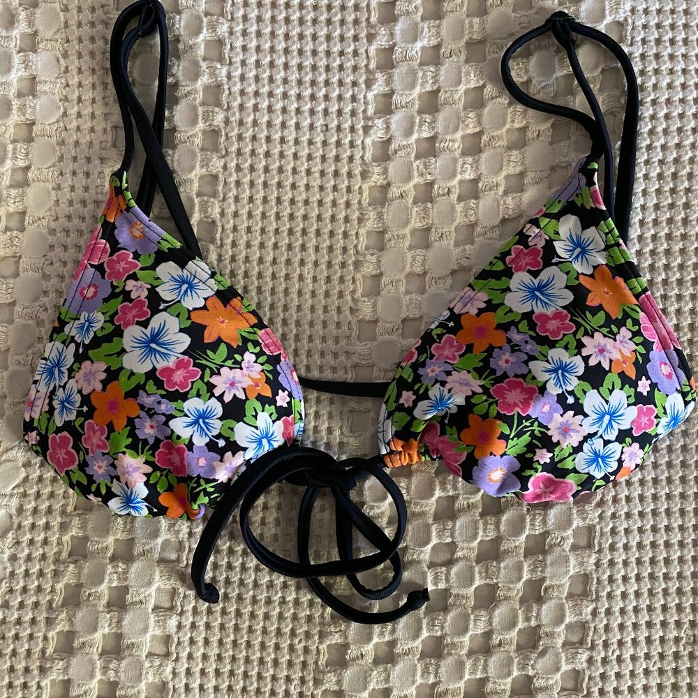 Pacsun Front Tie Hibiscus Print Bikini Top